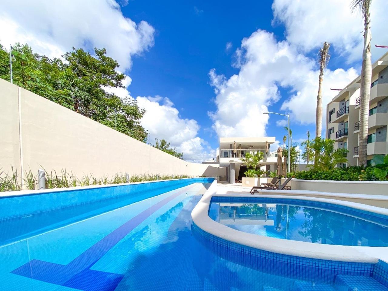 Astoria Gated Condos Κανκούν Εξωτερικό φωτογραφία